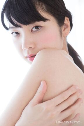 Matsuda Anna and Kamimoto Rio naked wearing high heels